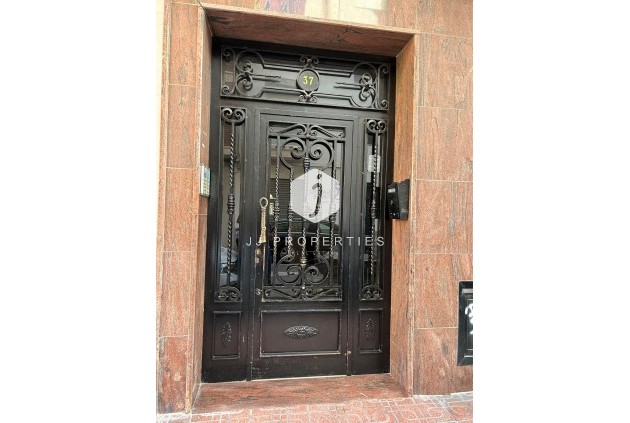 Resale - Apartment / flat -
Torrevieja