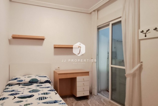 Resale - Apartment / flat -
Torrevieja - Playa del Cura