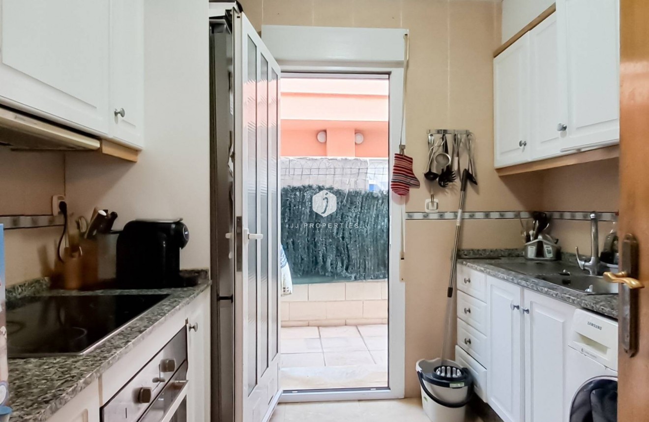 Resale - Chalet -
Torrevieja - Parque Acuático - Sector 25