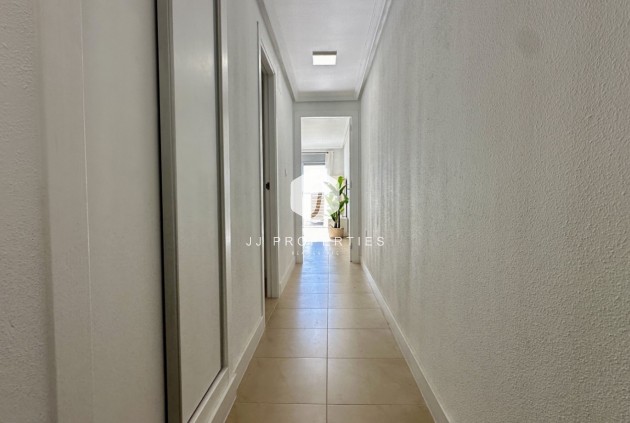 Resale - Apartment / flat -
Torrevieja - Costa Blanca