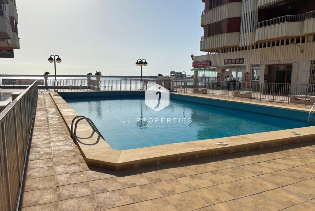 Aus zweiter Hand - Penthouse -
Torrevieja - Acequion
