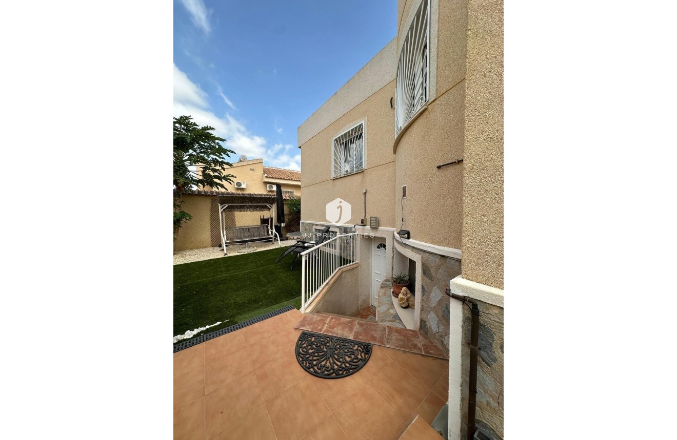 Aus zweiter Hand - Villa -
Ciudad Quesada - Costa Blanca Sur