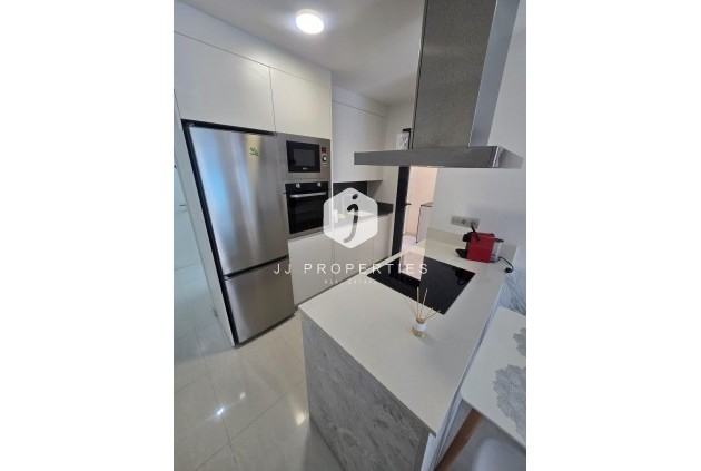 D'occasion - Appartement -
Torrevieja - Estacion de autobuses