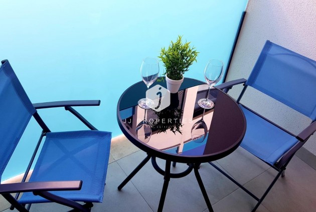 D'occasion - Appartement -
Torrevieja - Estacion de autobuses