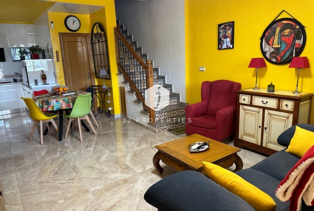 Resale - Chalet -
Bigastro - Inland