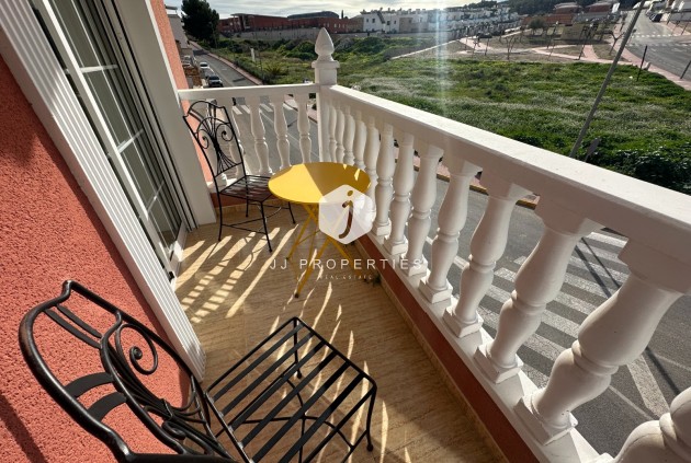 Resale - Chalet -
Bigastro - Inland