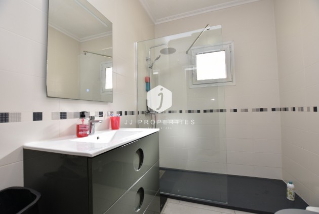 Resale - Chalet -
Algorfa - Inland