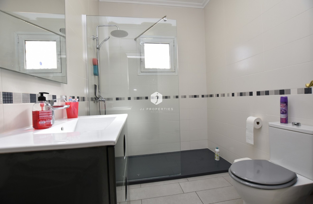 Resale - Chalet -
Algorfa - Inland