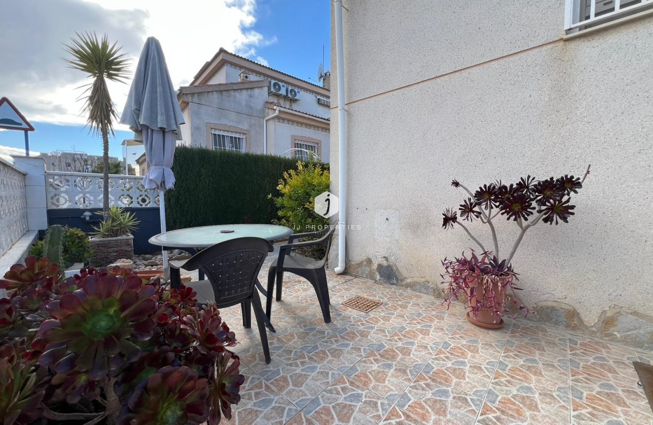 Resale - Chalet -
Algorfa - Inland