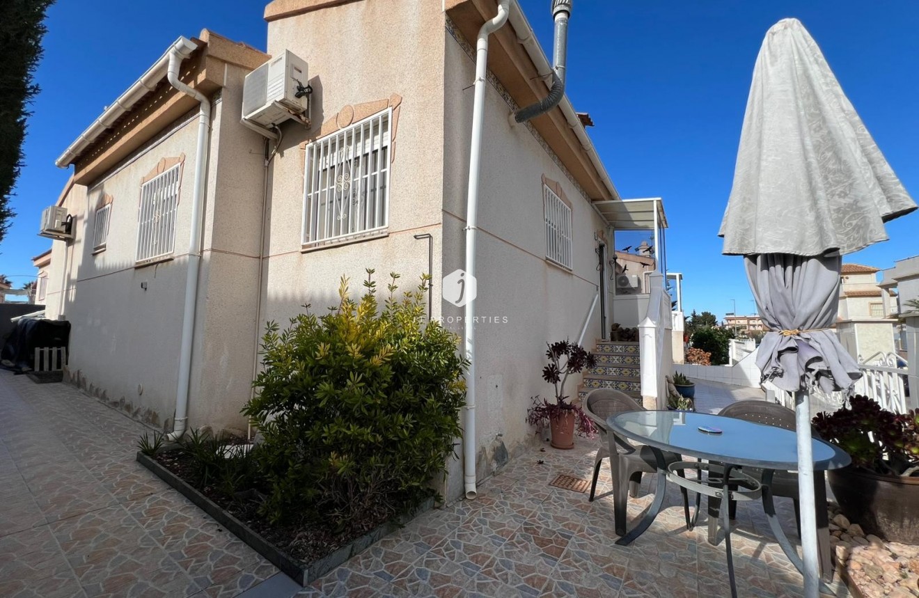Resale - Chalet -
Algorfa - Inland