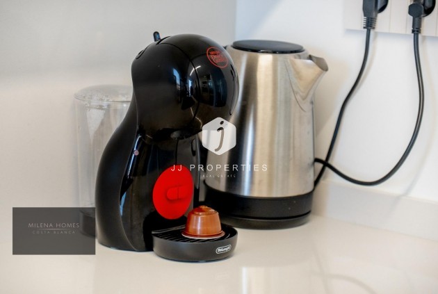 Resale - Apartment / flat -
Torrevieja - Punta prima