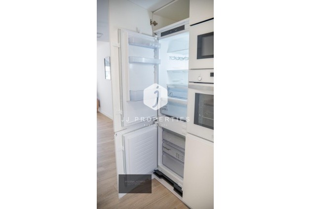 Resale - Apartment / flat -
Torrevieja - Punta prima