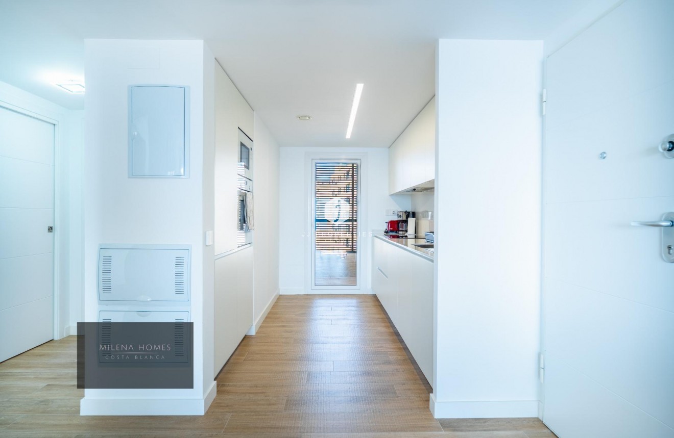 Resale - Apartment / flat -
Torrevieja - Punta prima