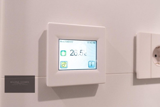 Resale - Apartment / flat -
Torrevieja - Punta prima