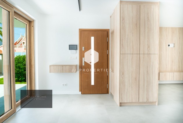 Segunda mano - Villa -
Cabo Roig