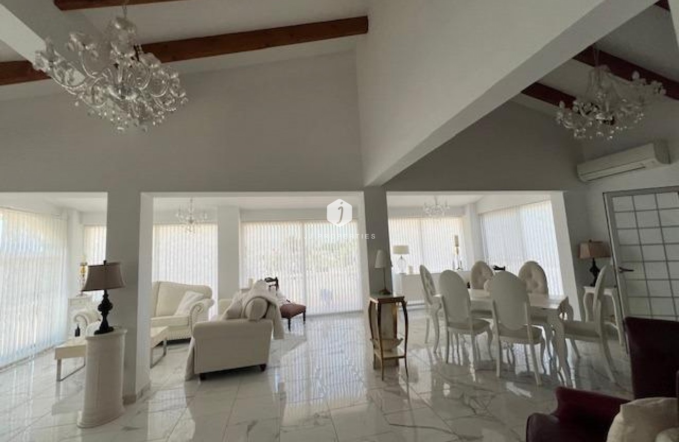 D'occasion - Villa -
Dolores - Comunidad Valenciana