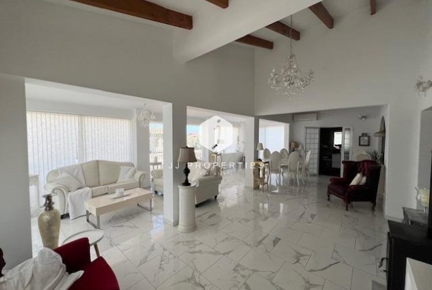 D'occasion - Villa -
Dolores - Comunidad Valenciana