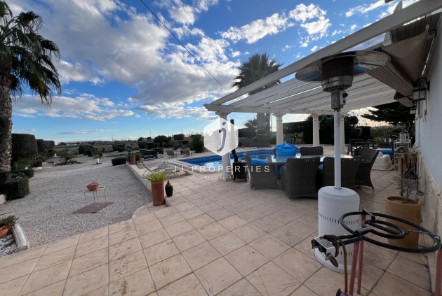 D'occasion - Villa -
Dolores - Comunidad Valenciana