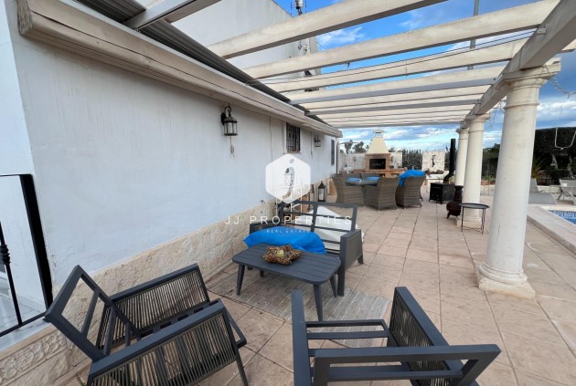 D'occasion - Villa -
Dolores - Comunidad Valenciana