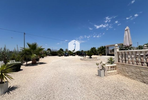 D'occasion - Villa -
Dolores - Comunidad Valenciana