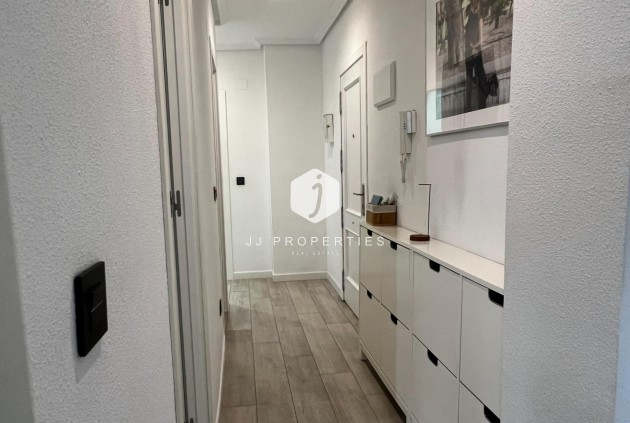 Resale - Apartment / flat -
Dolores - Comunidad Valenciana