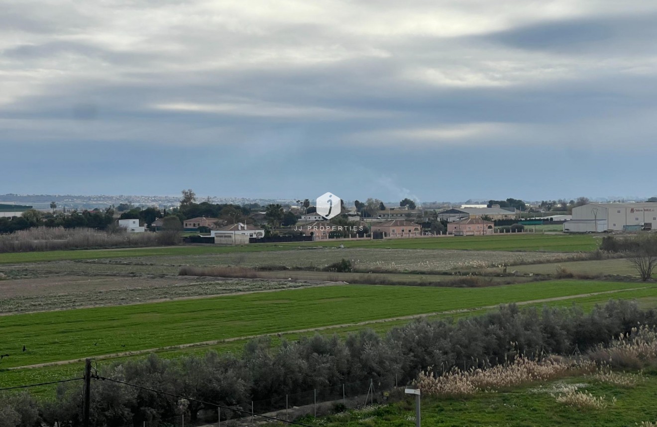 Resale - Apartment / flat -
Dolores - Comunidad Valenciana