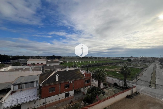 Resale - Apartment / flat -
Dolores - Comunidad Valenciana