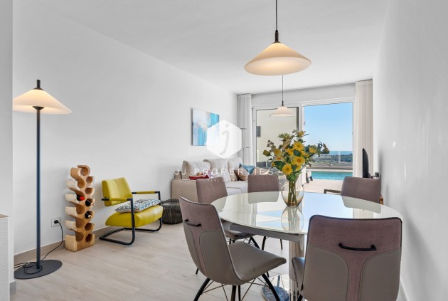 Resale - Villa -
San Miguel de Salinas - Inland