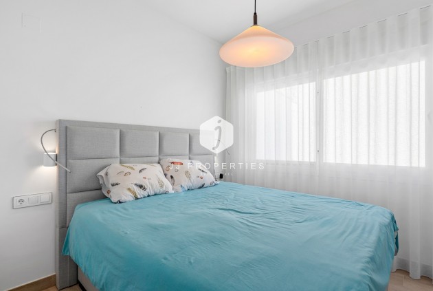 Resale - Villa -
San Miguel de Salinas - Inland