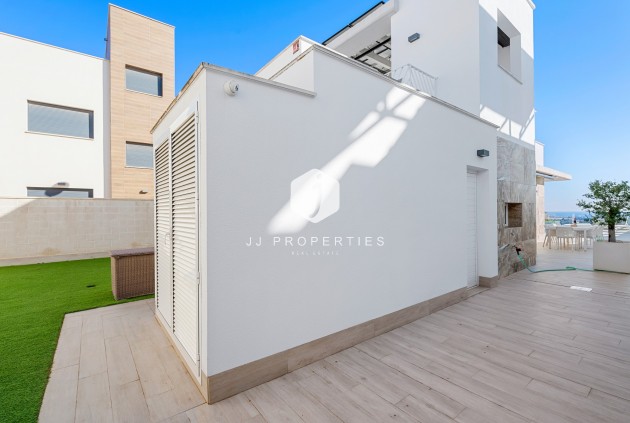 Resale - Villa -
San Miguel de Salinas - Inland