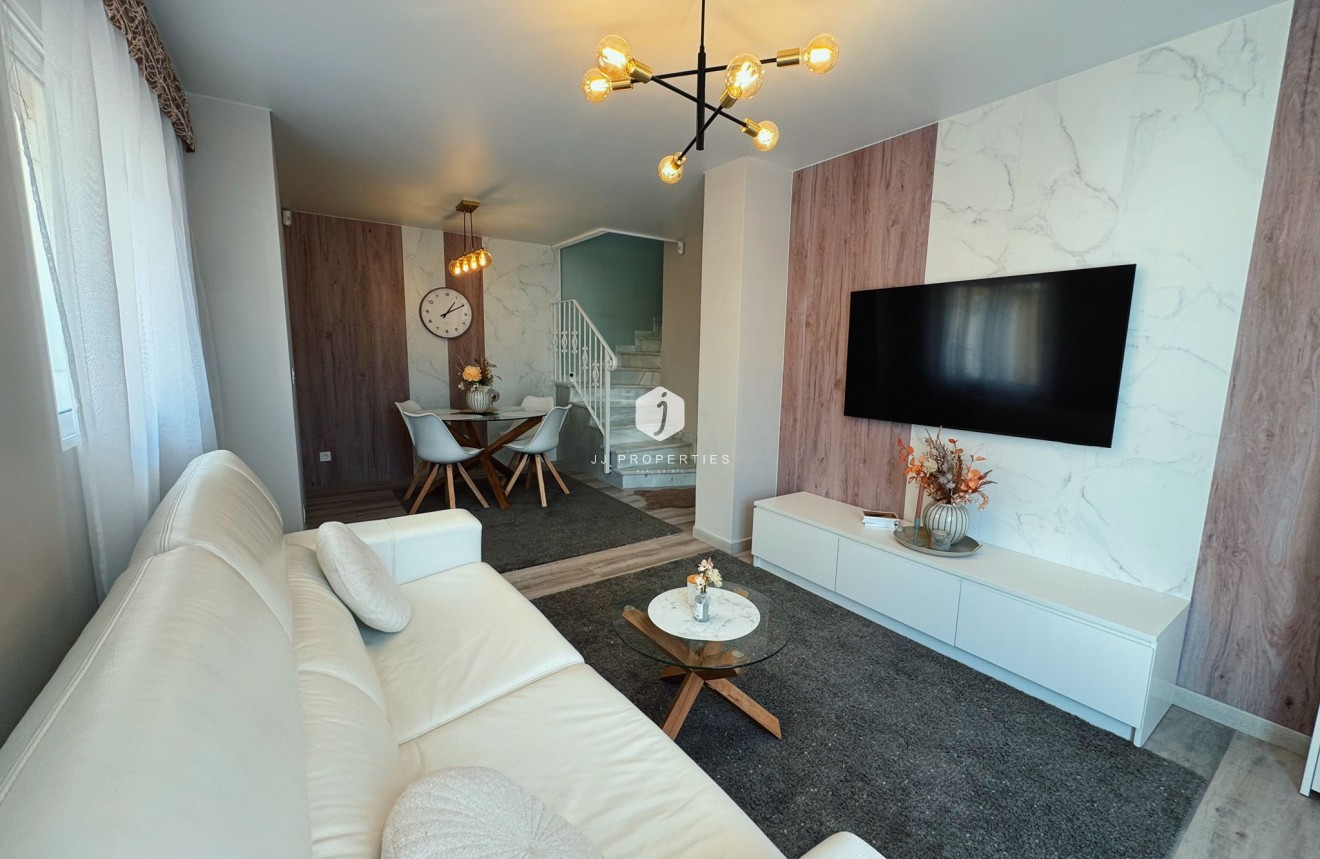 Resale - Chalet -
Ciudad Quesada - Costa Blanca