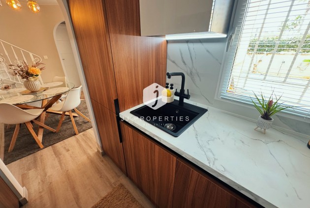 Resale - Chalet -
Ciudad Quesada - Costa Blanca