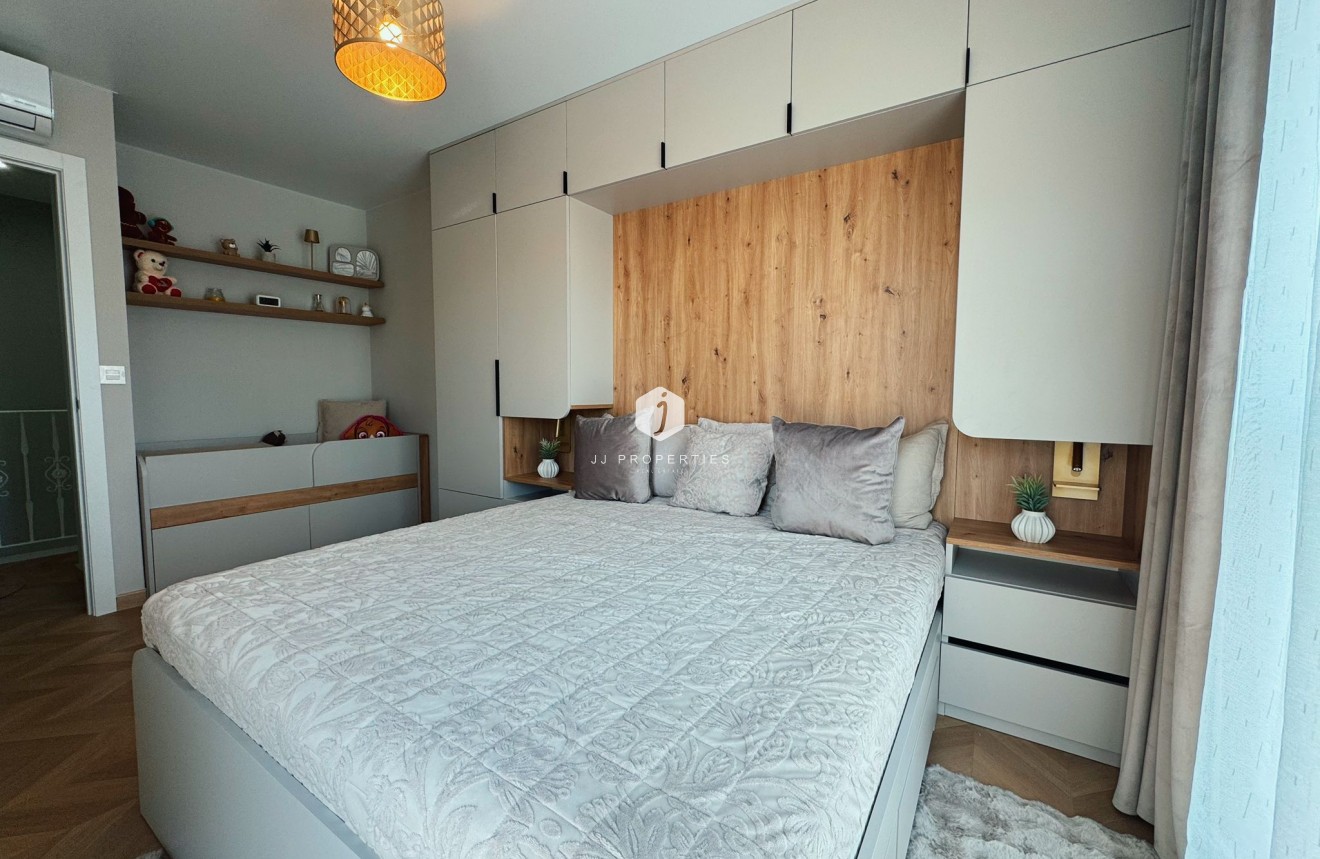 Resale - Chalet -
Ciudad Quesada - Costa Blanca