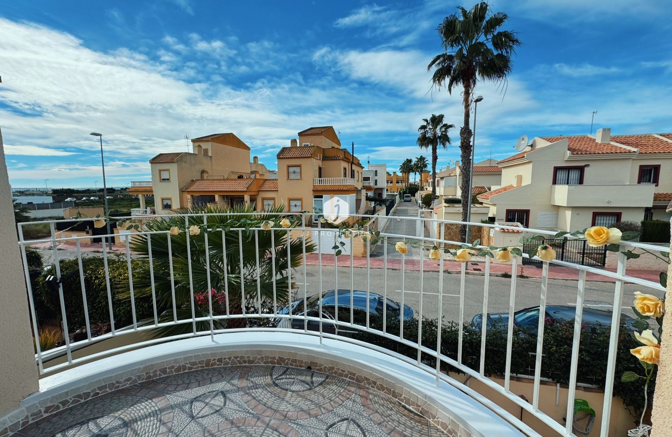 Resale - Chalet -
Ciudad Quesada - Costa Blanca