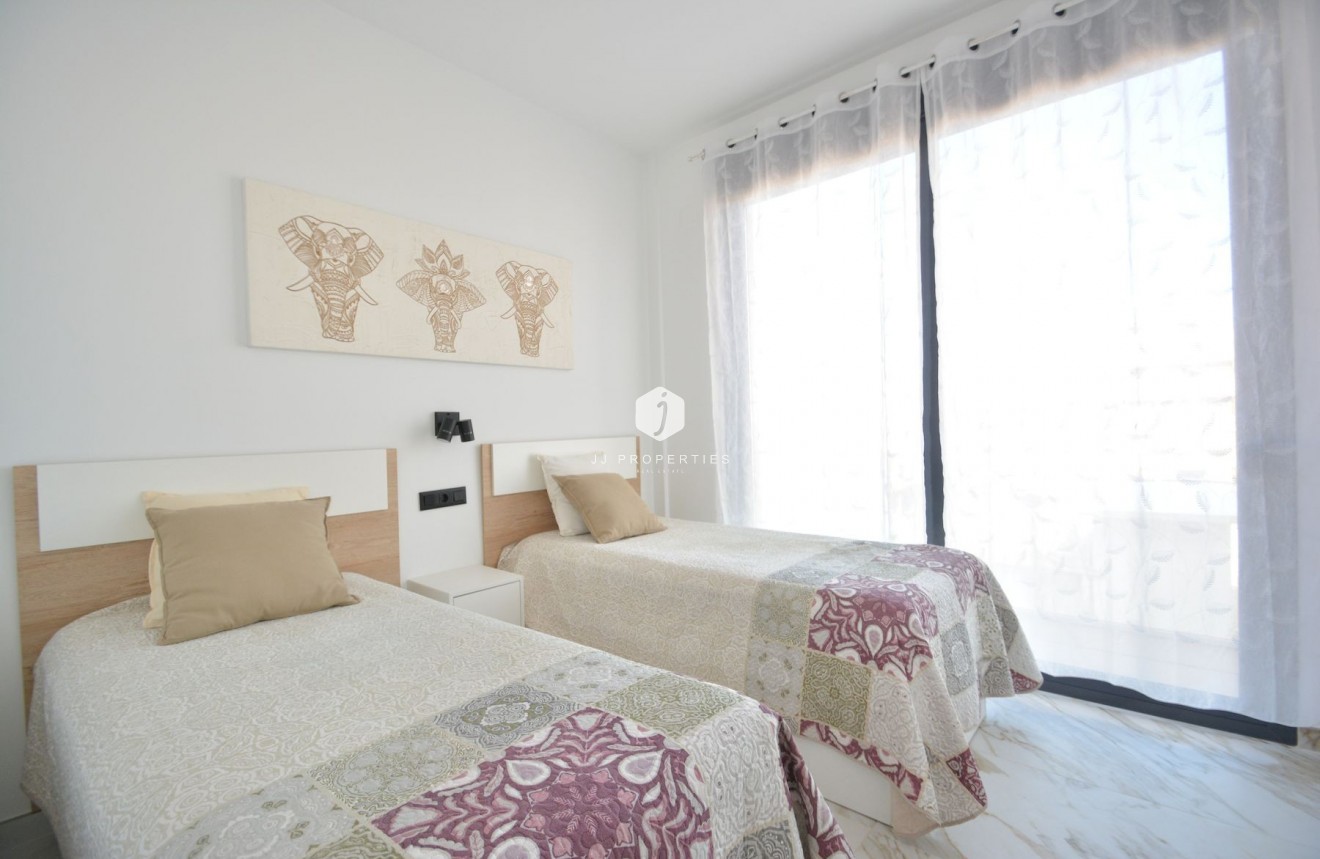 Resale - Apartment / flat -
Guardamar del Segura - Costa Blanca