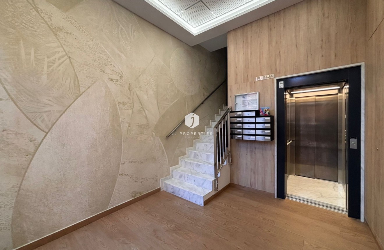 Resale - Apartment / flat -
Guardamar del Segura - Costa Blanca