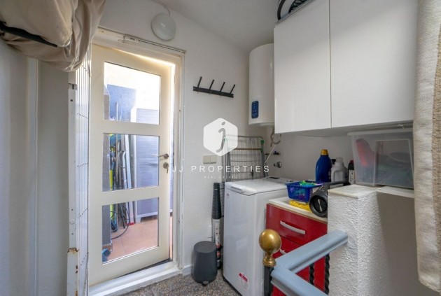 Resale - Chalet -
Torrevieja - Cabo cervera