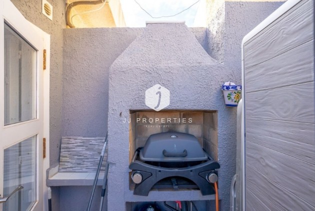 Resale - Chalet -
Torrevieja - Cabo cervera