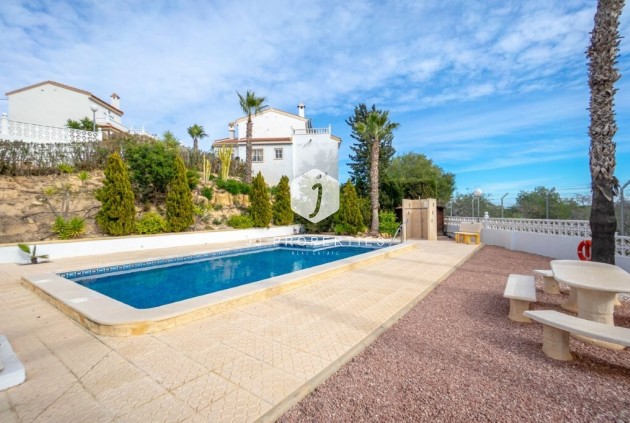 Resale - Villa -
Algorfa - Montemar