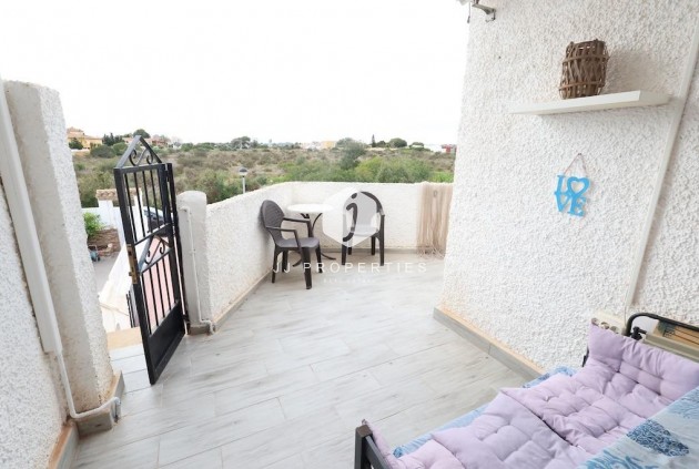 Resale - Bungalow -
Orihuela Costa - Costa Blanca