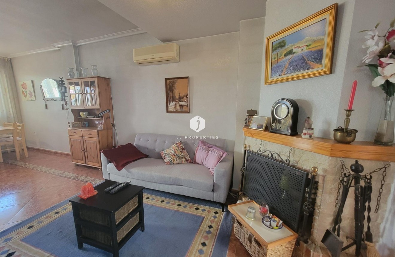 Tweedehands - Chalet -
Orihuela Costa - Playa Flamenca