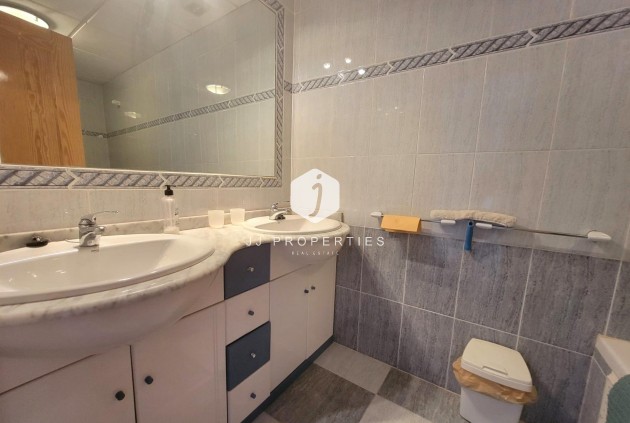 Tweedehands - Chalet -
Orihuela Costa - Playa Flamenca