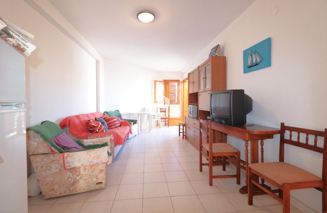Resale - Apartment / flat -
Torrevieja - La veleta