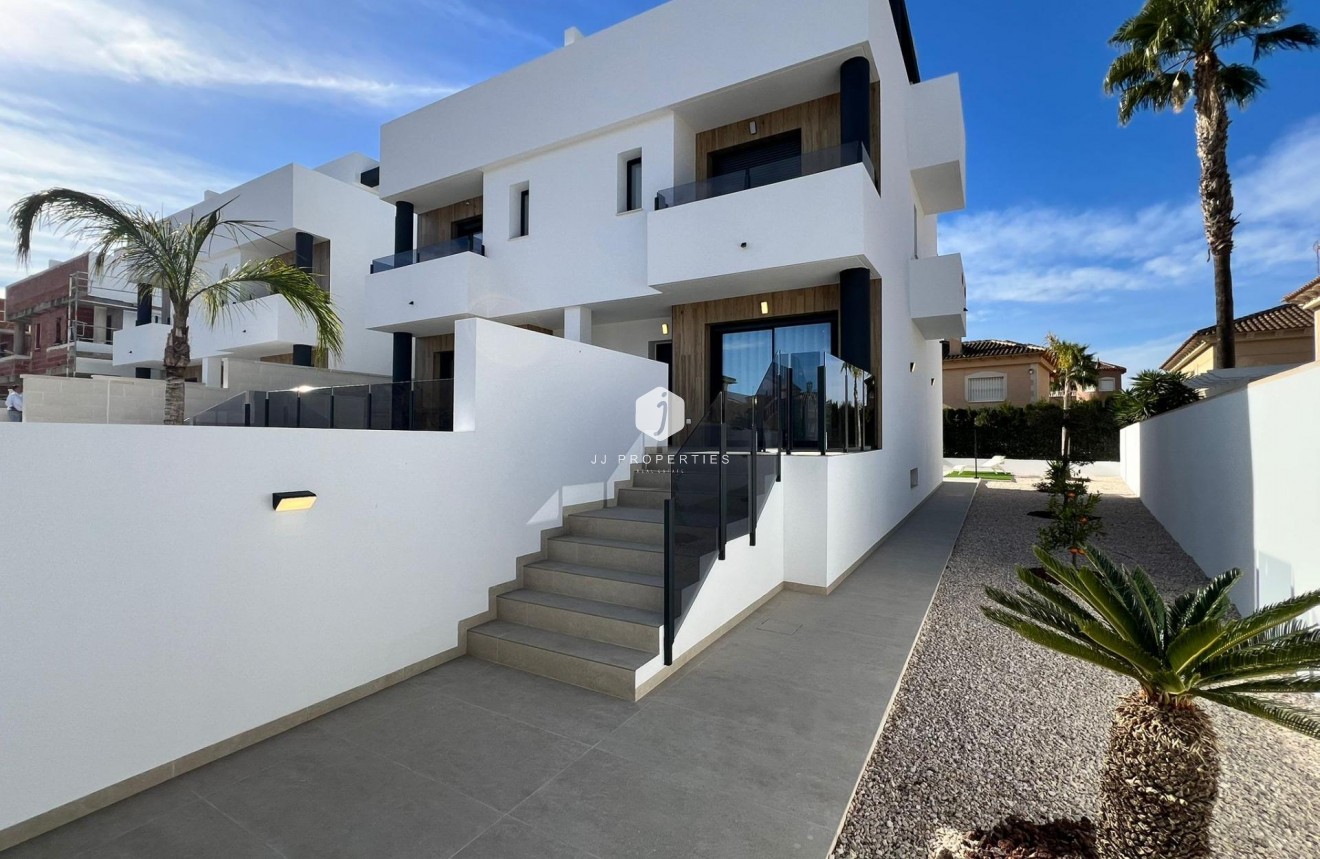 Neue Gebäude - Chalet -
Benferri - Benfis Park