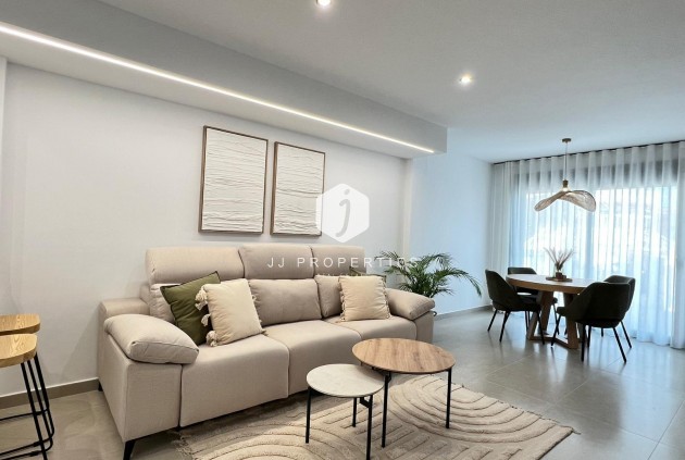 Neue Gebäude - Chalet -
Benferri - Benfis Park