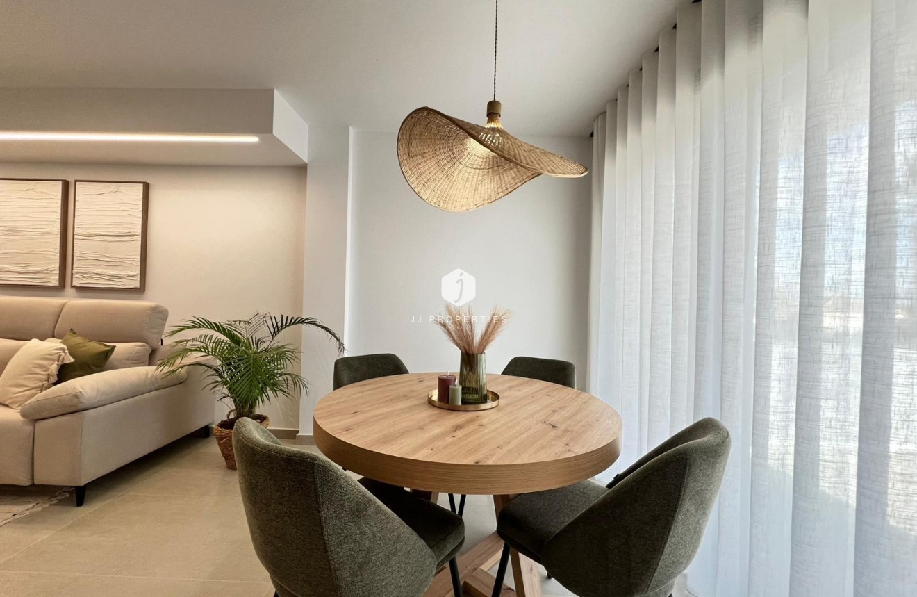 Neue Gebäude - Chalet -
Benferri - Benfis Park