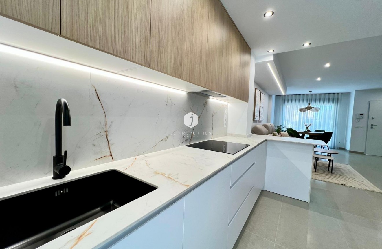 Neue Gebäude - Chalet -
Benferri - Benfis Park