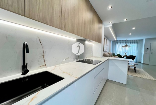 Neue Gebäude - Chalet -
Benferri - Benfis Park