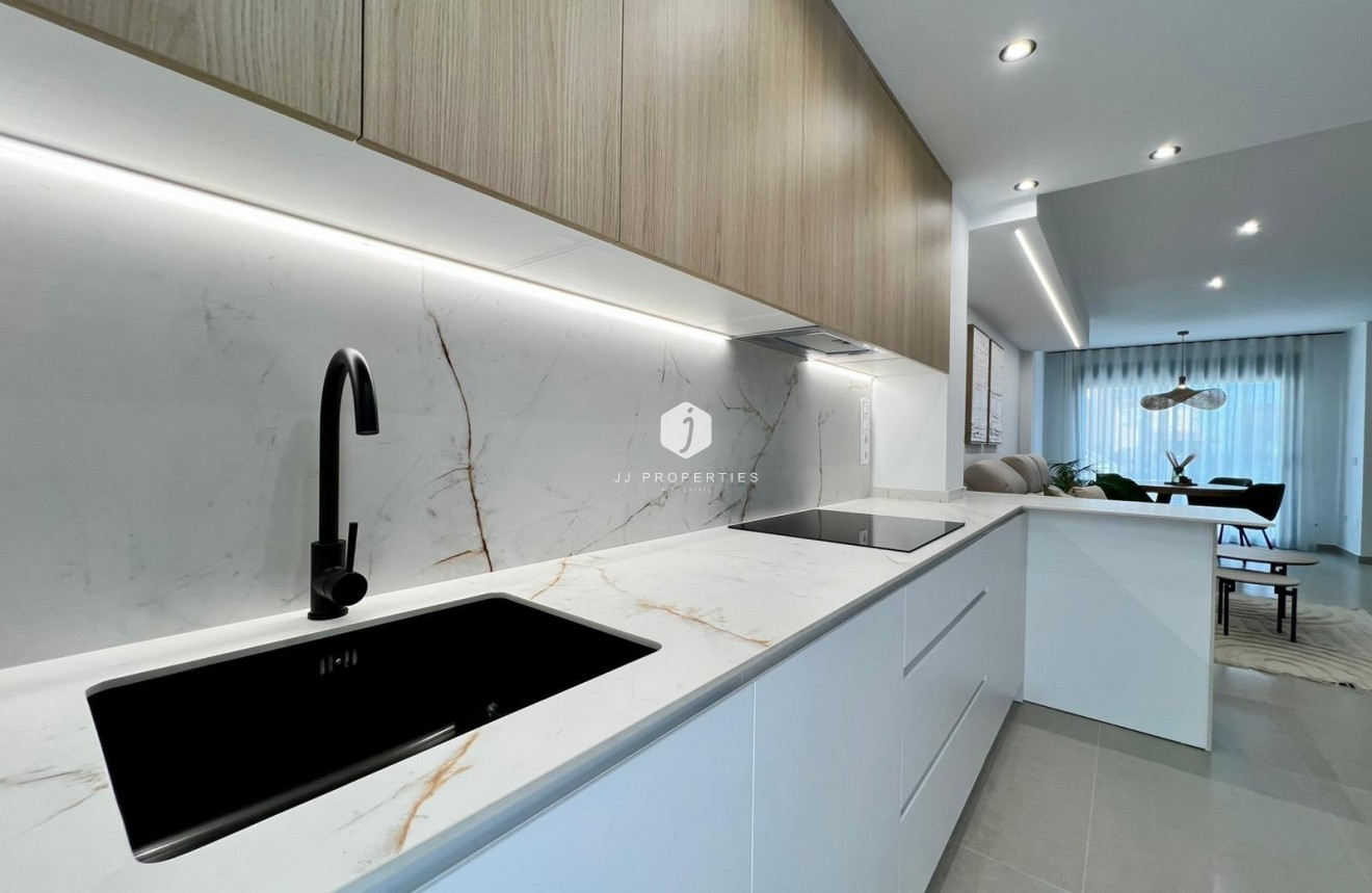 Neue Gebäude - Chalet -
Benferri - Benfis Park