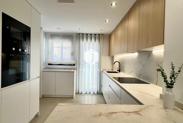 Neue Gebäude - Chalet -
Benferri - Benfis Park